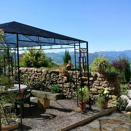 4 Bedrooms House With Terrace And Wifi At Ампуэро